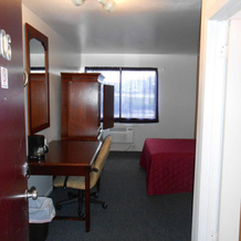 Midway Inn, Cedar Falls — photo 3