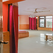 OYO 24927 Himgiri Resort, 雷瓦尔萨尔 — 照片 5
