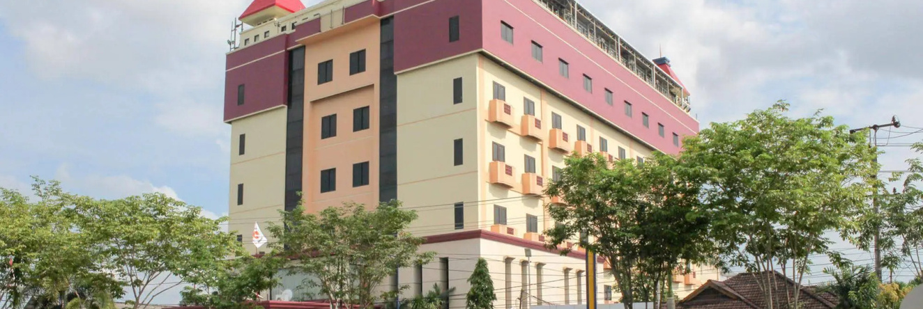 Airy Lembuswana S Parman Samarinda, 三马林达 — 照片 1
