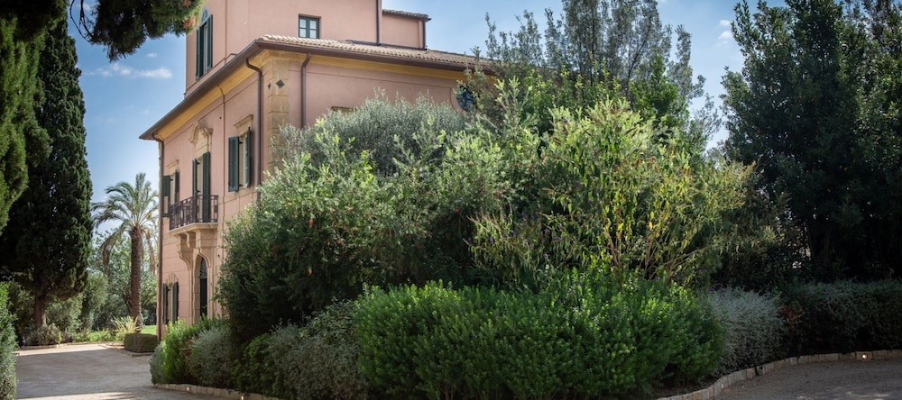 Villa Lanzirotti Luxury Property, Caltanissetta — photo 1