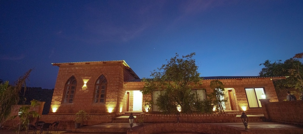 La Serene Resort & Spa, 马哈巴莱什瓦尔 — 照片 1