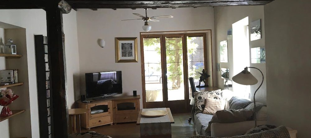 Guesthouse Le Chat Botté, 鲁捷 — 照片 1