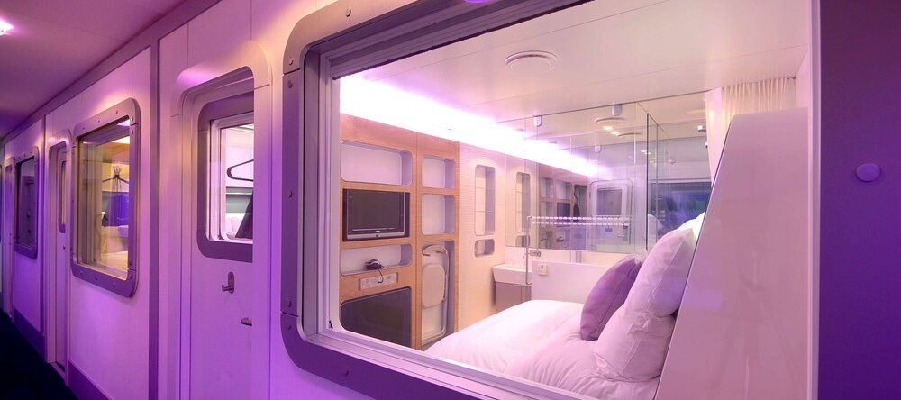 YotelAIR London Gatwick, Gatwick — photo 1