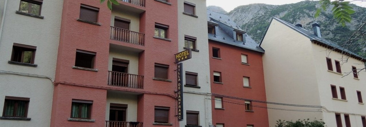 Hotel Villa de Canfranc, 坎弗兰克 — 照片 1