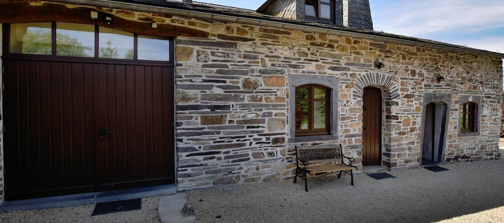 Premium Cottage in Petites Tailles With Terrace, 维耶尔萨姆 — 照片 1