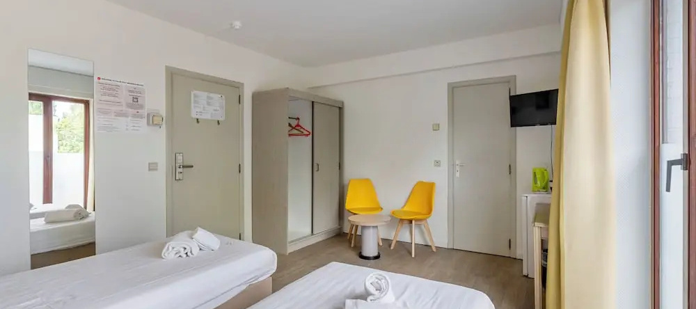 Room in Apartment - Sleep & Go Brussels South - Comfort Studio - Twin, 圣杰内修斯-罗德 — 照片 1