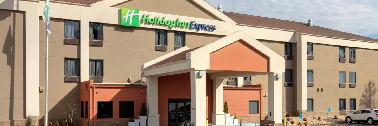 Holiday Inn Express Metropolis By Ihg, Метрополис — фото 1