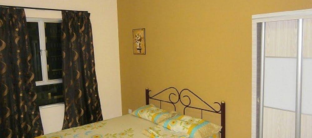 One World Homestay, Баян Лепас — фото 1