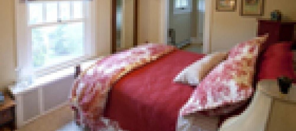 Avalyn Garden, 安娜堡 — 照片 1