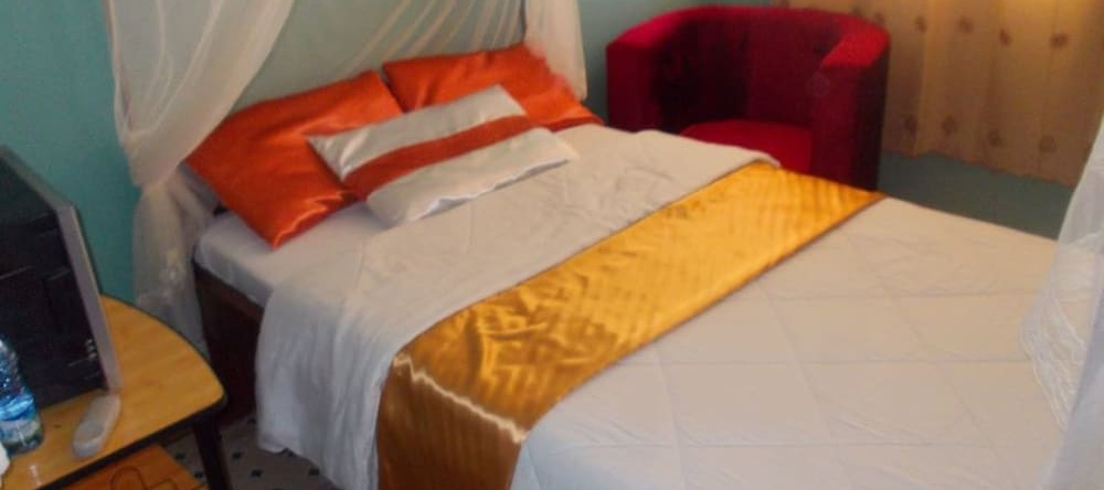 Hotel Rowcena, Busia — photo 1