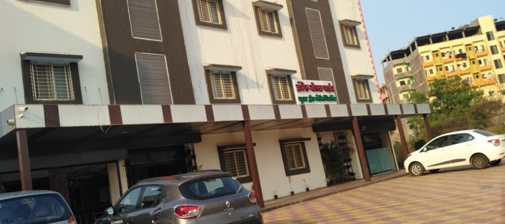 Hotel Morya Garden, Ranjangaon — photo 1