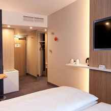 Holiday Inn Express Offenburg, Offenburg — photo 5