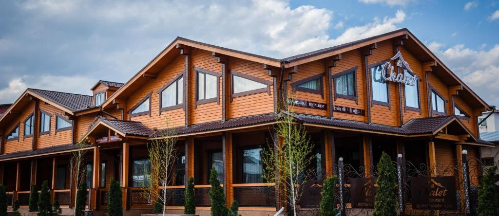 Guest House Chalet, 塔拉兹 — 照片 1
