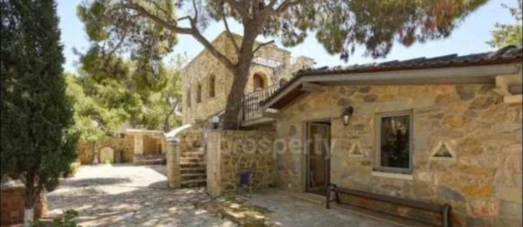 Castle suite No1, Koropi — photo 1