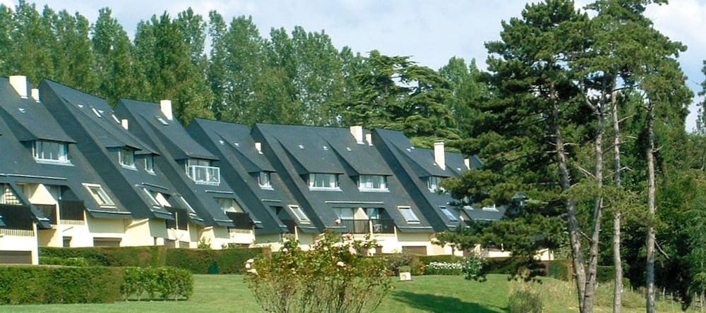 Résidence Lagrange Vacances Les Hauts de Clairvallon, 乌尔加特 — 照片 1