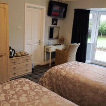 Razani Bed & Breakfast, Annan — photo 4
