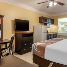 Quality Inn & Suites At The Outlets Mercedes/Weslaco, Мерседес — фото 5