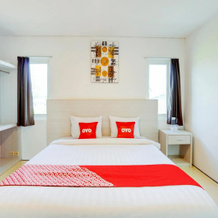 LG Hotel, Jember — photo 2