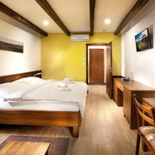 Hotel Kravi Hora, 博尔热蒂采 — 照片 3