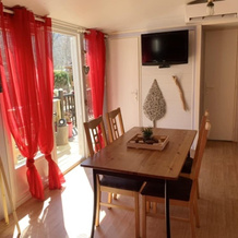 Chalet With 2 Bedrooms in Saint-léger-les-mélèzes, With Wonderful Mountain View and Furnished Garden, 圣莱热莱梅莱兹 — 照片 4