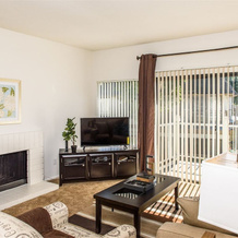 Visalia Apartment #873932 by RedAwning, 科斯塔梅萨 — 照片 4