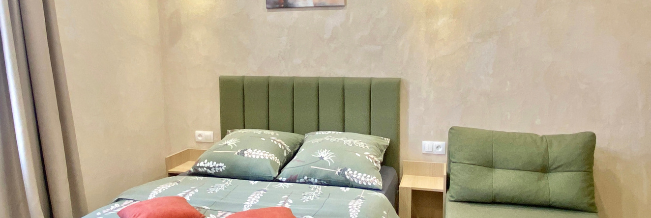 Zheltyi Nartcis Studiya Luks Flat, 阿斯别斯特 — 照片 1