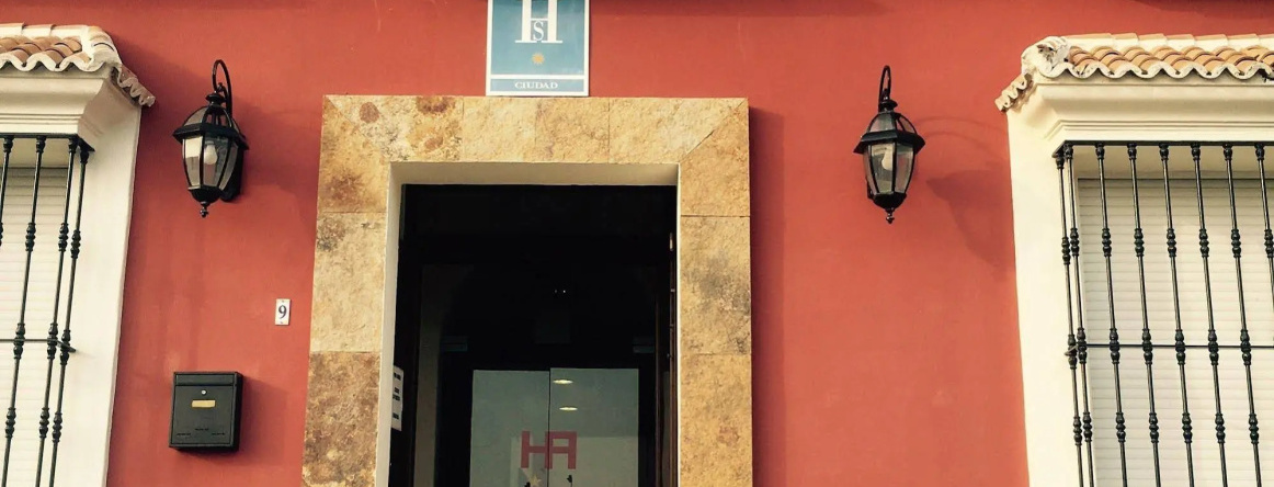 Hostal Alcarayón, Pilas — photo 1