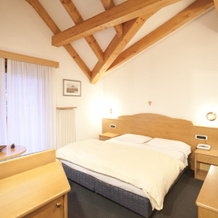 Alpine Charme & Wellness Hotel Europeo, 平佐洛 — 照片 4