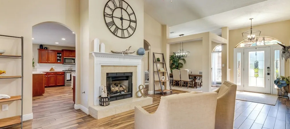 Pensacola Home w/ Private Lanai, 9 Mi to Downtown!, 彭萨科拉 — 照片 1