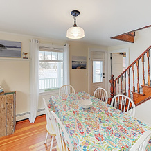 New Listing! Waterfront W/ Ocean Views 3 Bedroom Home, 普罗спект港 — 照片 2