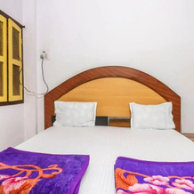 Hotel Poonam by OYO Rooms, 杰格德尔布尔 — 照片 3