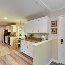 Stunning Dillard Home w/ Yard in Sky Valley!, 天空谷 — 照片 4