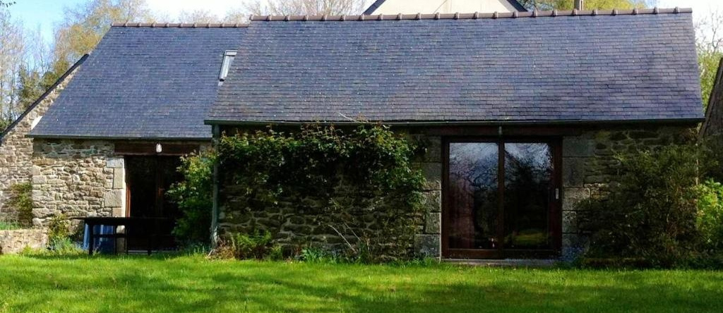 Maison de 3 chambres avec jardin amenage a Berrien, 贝里安 — 照片 1