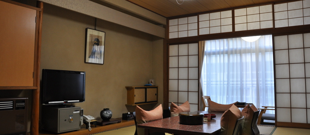 Iizaka Onsen Fukuzumi Ryokan, Фукушима — фото 1