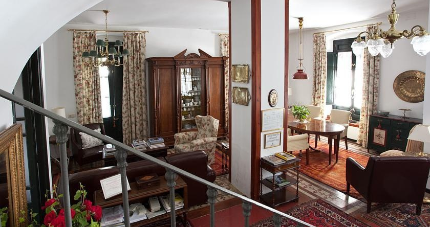 Antigua Casa de la Bodega, 曼萨纳雷斯 — 照片 1