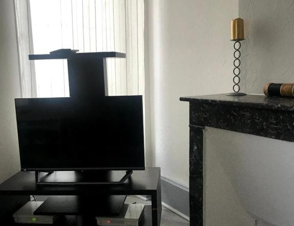 François Mitterrand Appartement, 讷韦尔 — 照片 1