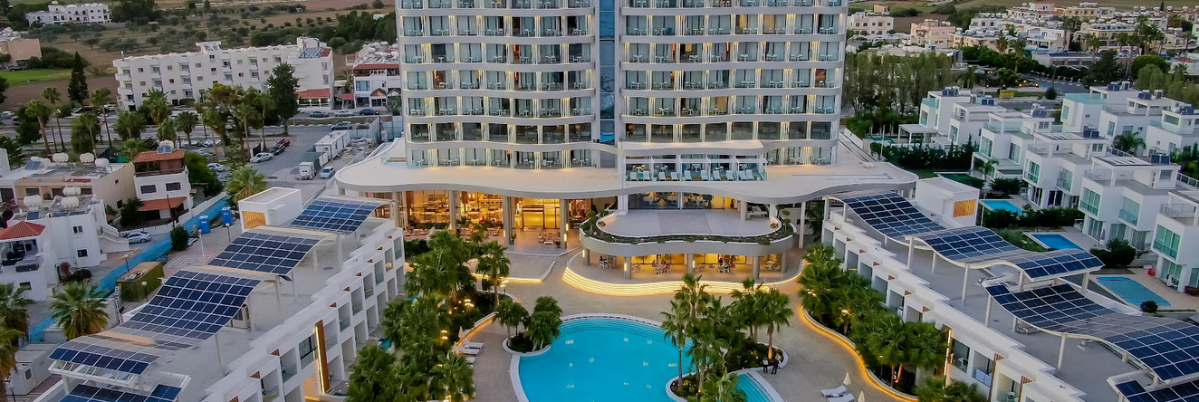 Radisson Beach Resort Larnaca, Larnaca — photo 1