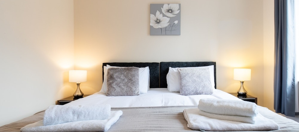 Velvet 1-Bedroom Apartment With Balcony, Hoddesdon, Ходдесдон — фото 1