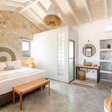 #FLH - "Four Olives" Luxury Rooms, Afytos — photo 5