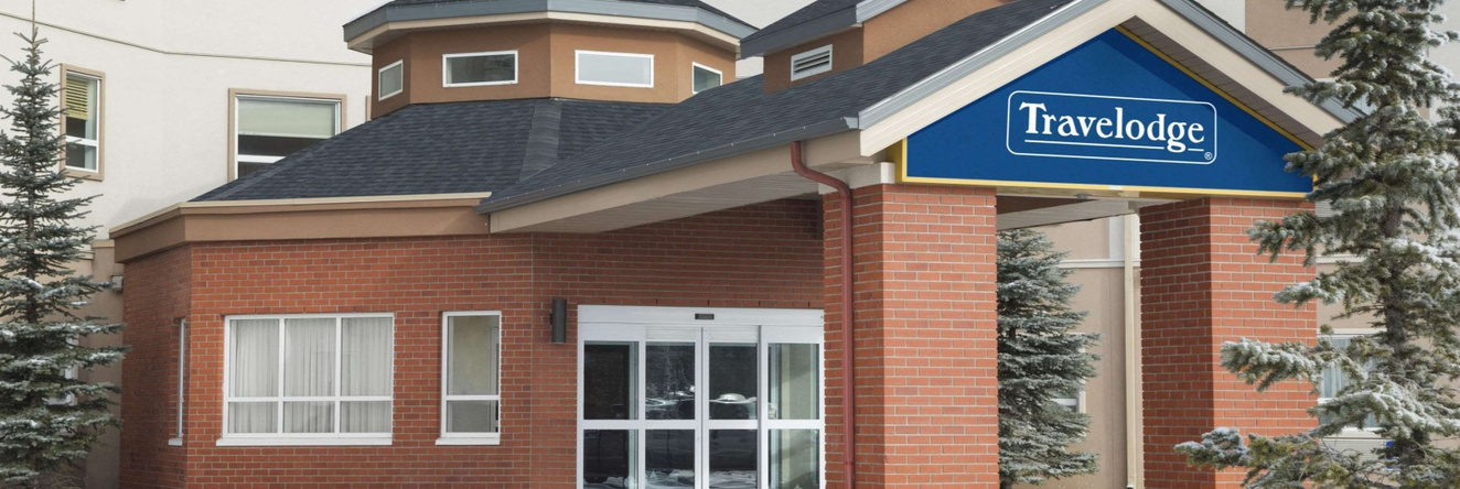 Travelodge By Wyndham Strathmore, Стратмор — фото 1