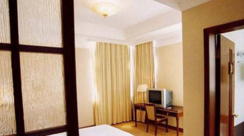 Hefei Yuanyi Shuangfeng Lake Holiday Villa Hotel, Хэфэй — фото 1