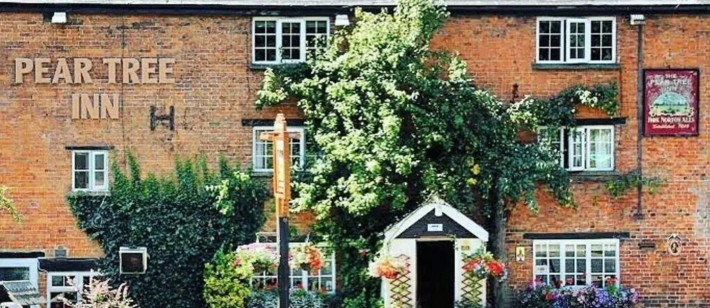 The Pear Tree Inn, Hook Norton — photo 1