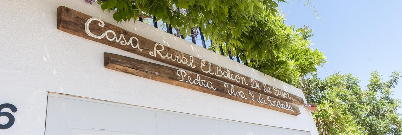 Pedraviva, Ador — photo 1