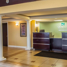 Quality Inn and Suites St Charles - West Chicago, Churchville — photo 2