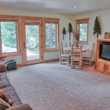 Moose Meadow Retreat Private Home with Hot Tub, 蓝河 — 照片 5