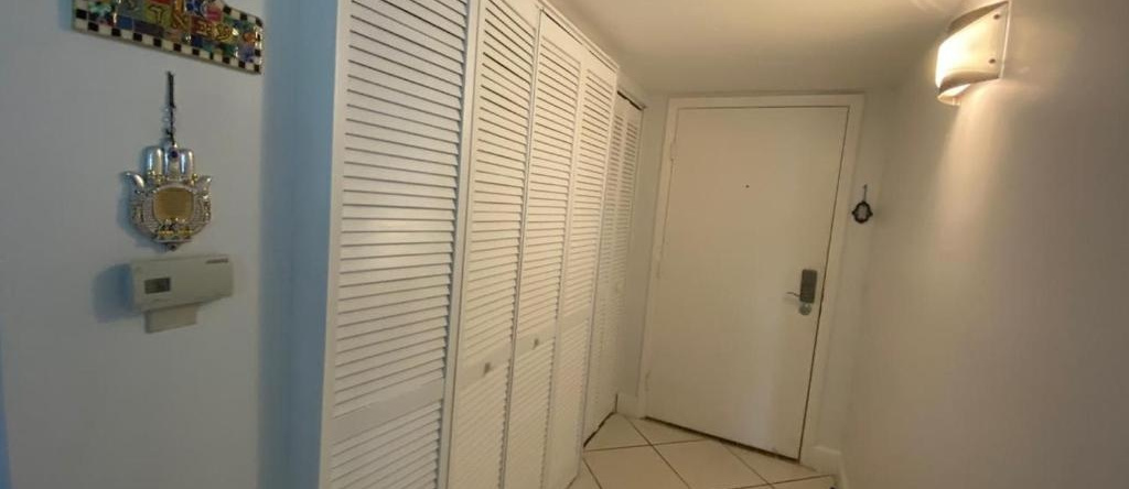 Three-Bedroom Apartment At The Yacht Club Aventura, Авентура — фото 1