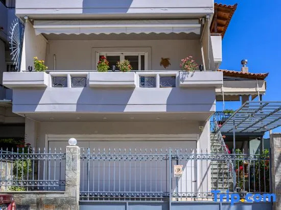 Lovehome-4Bd Villa With Views-15´~Airport, 10´~Mec Ae, 2´~Bus Stop,10´~Suburban Railway, Еракас — фото 1