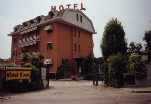 Hotel Eden, Орбассано — фото 1