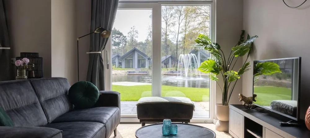 Eco Villa In Latour By Scenic Pond, Орсхот — фото 1