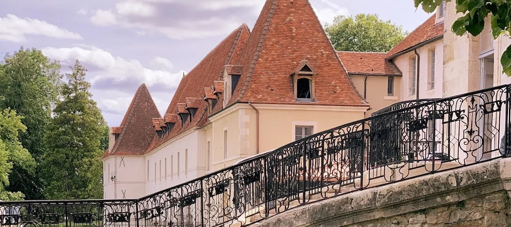 Les Sources De Vougeot, Жийи-ле-Сито — фото 1